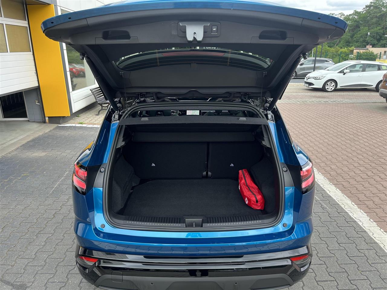 Renault AUSTRAL Austral 1.2 E-Tech Full Hybrid 200 esprit Alpine MMT 2025