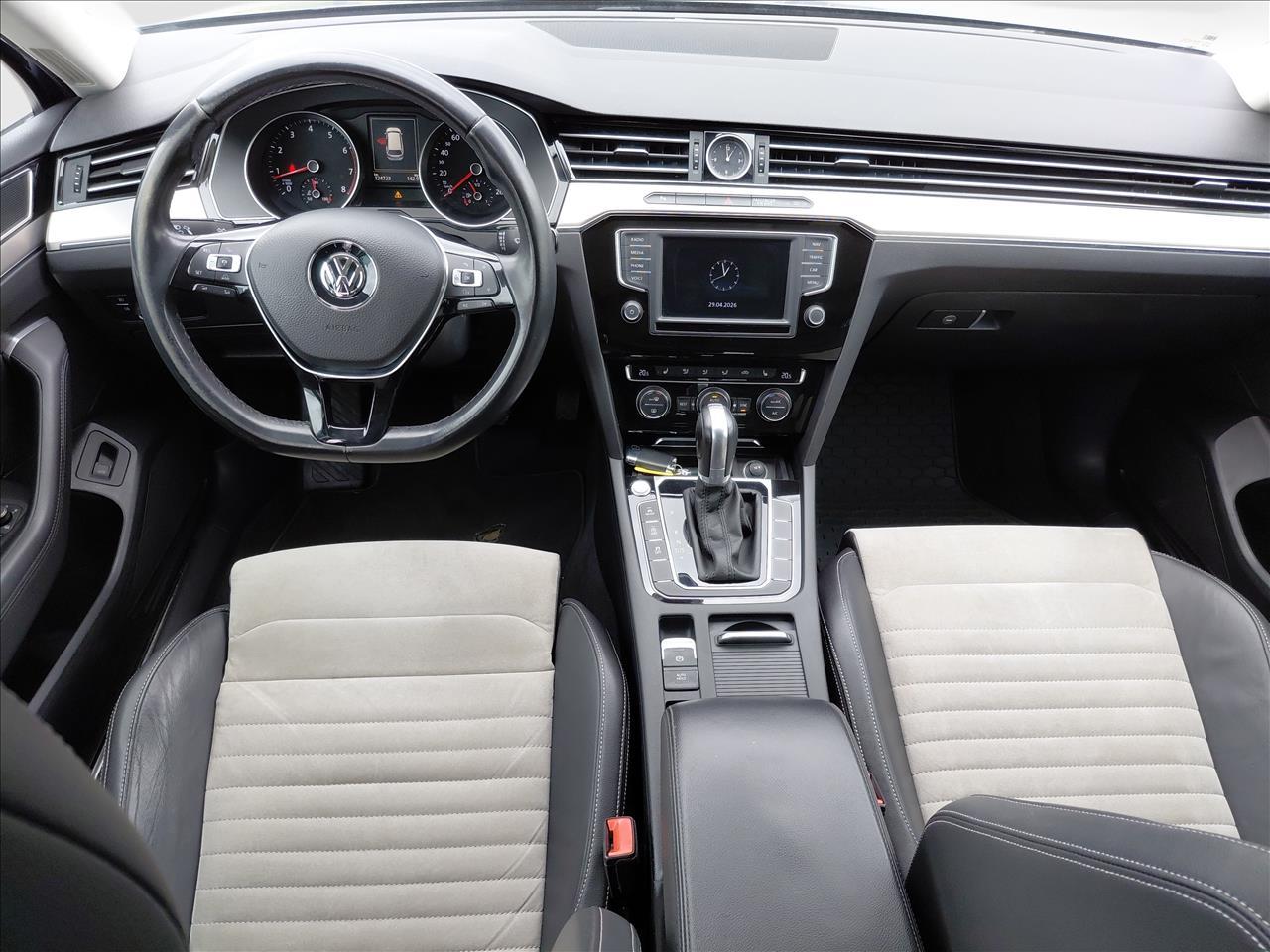 Volkswagen PASSAT Passat 1.8 TSI BMT Highline DSG 2016