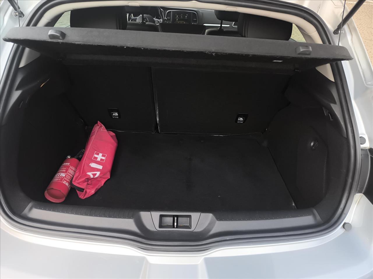 Renault MEGANE Megane 1.5 Blue dCi Intens 2020