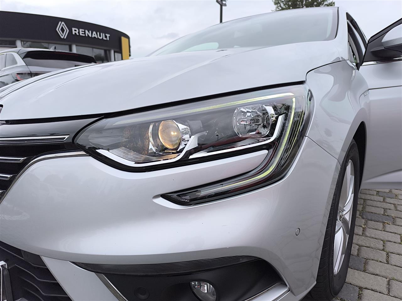 Renault MEGANE Megane 1.5 Blue dCi Intens 2020