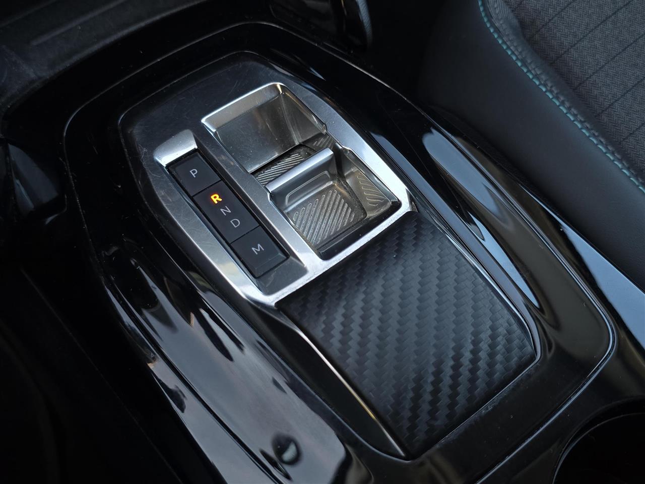 Peugeot 2008 2008 1.5 BlueHDi Allure S&S EAT8 2022