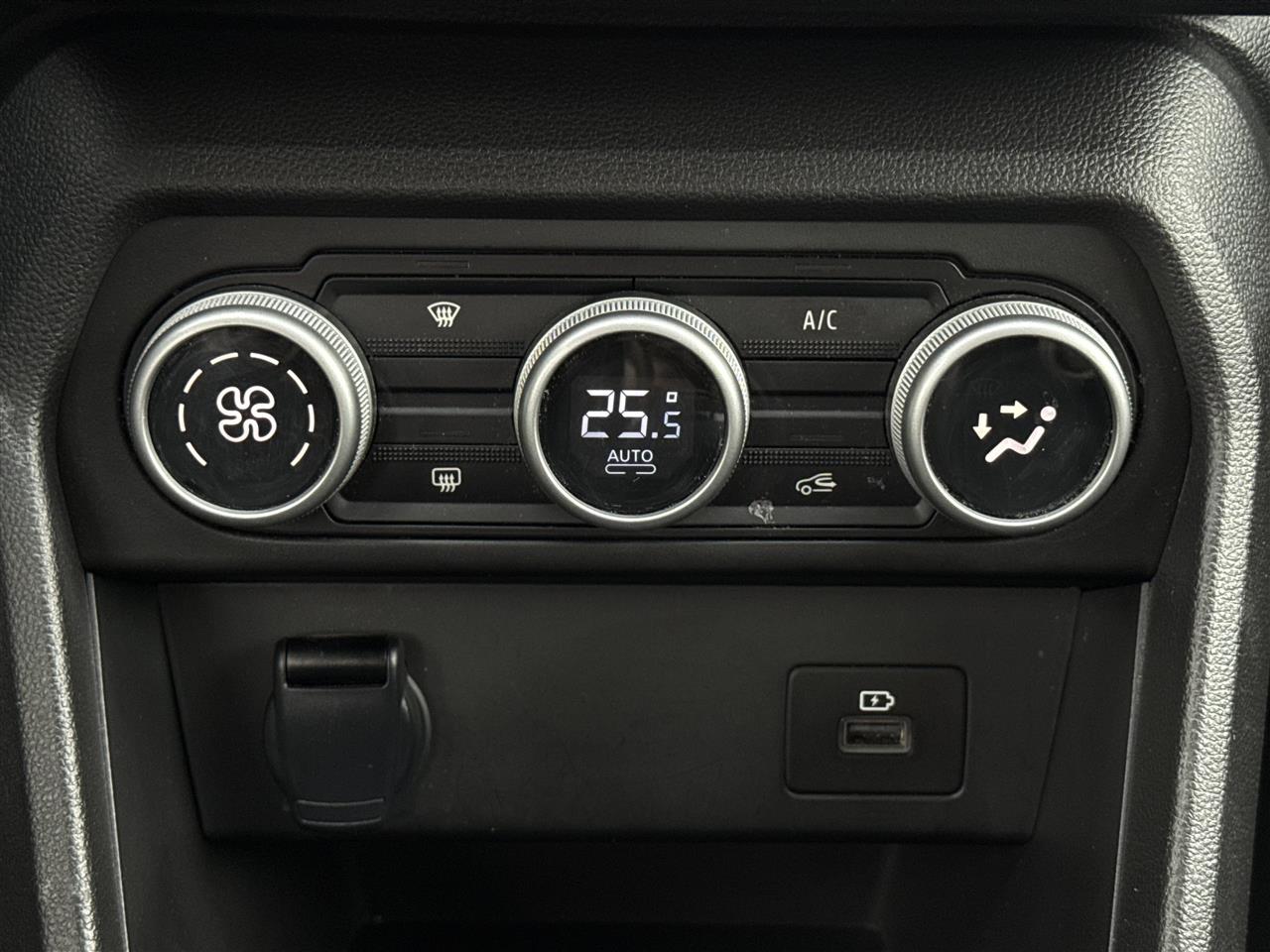 Dacia JOGGER Jogger 1.0 TCe SL Extreme 7os. 2022