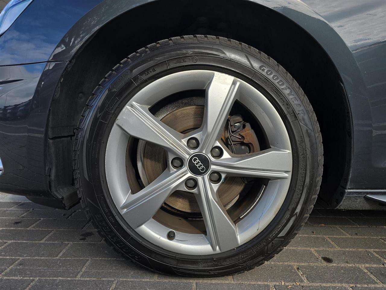 Audi A4 A4 30 TDI mHEV S tronic 2021