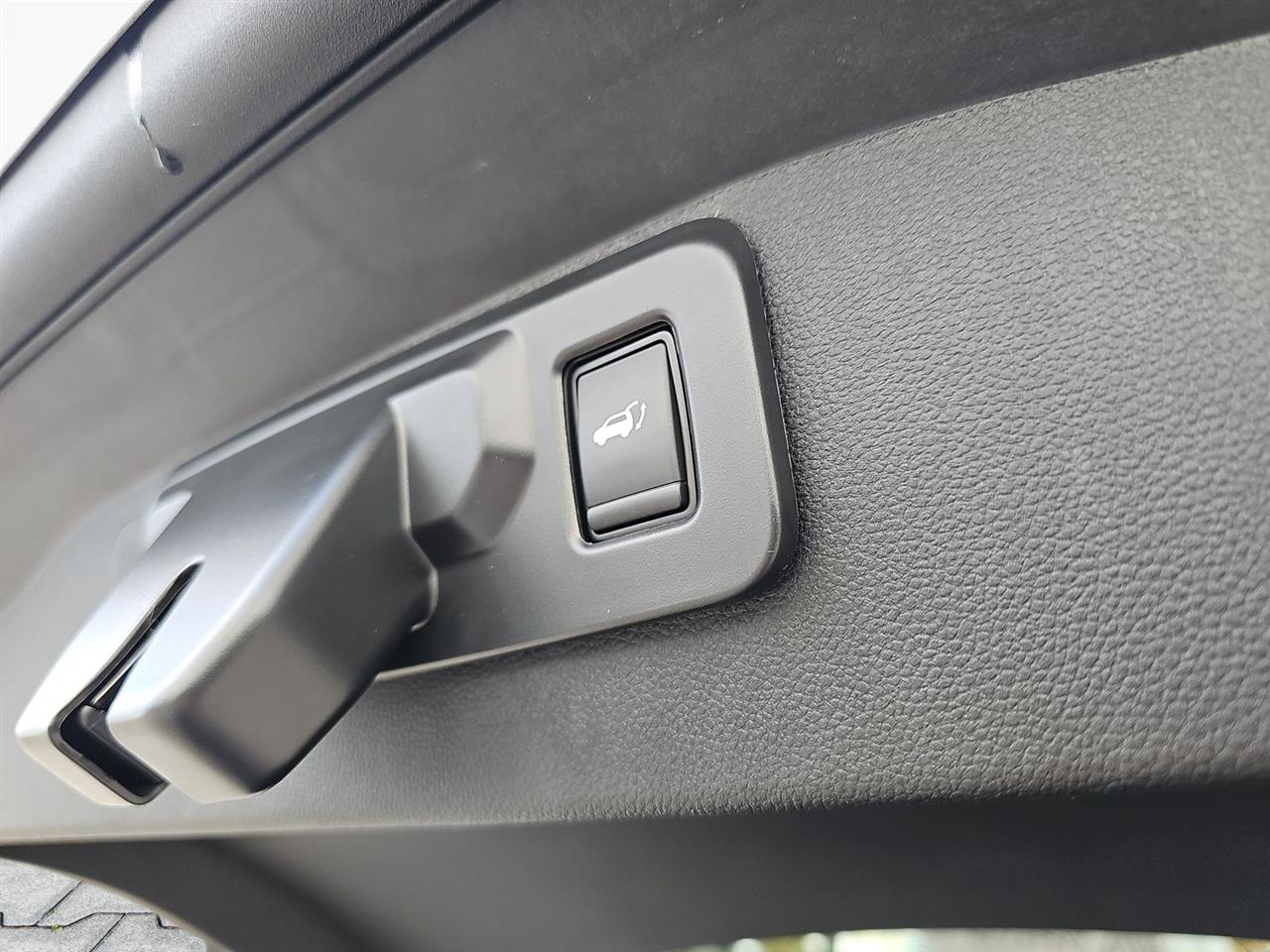Renault AUSTRAL Austral 1.2 E-Tech Full Hybrid 200 Iconic esprit Alpine MMT 2024