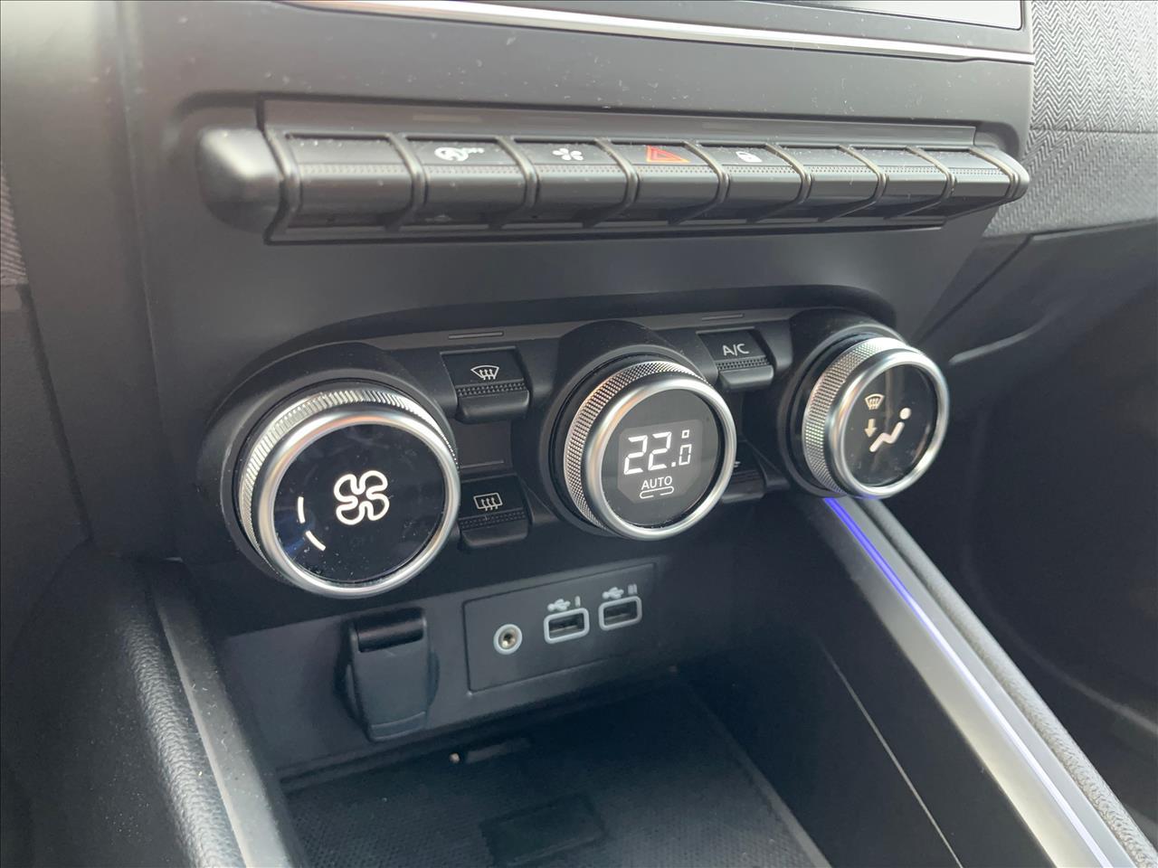 Renault CLIO Clio 1.0 TCe Techno LPG 2025