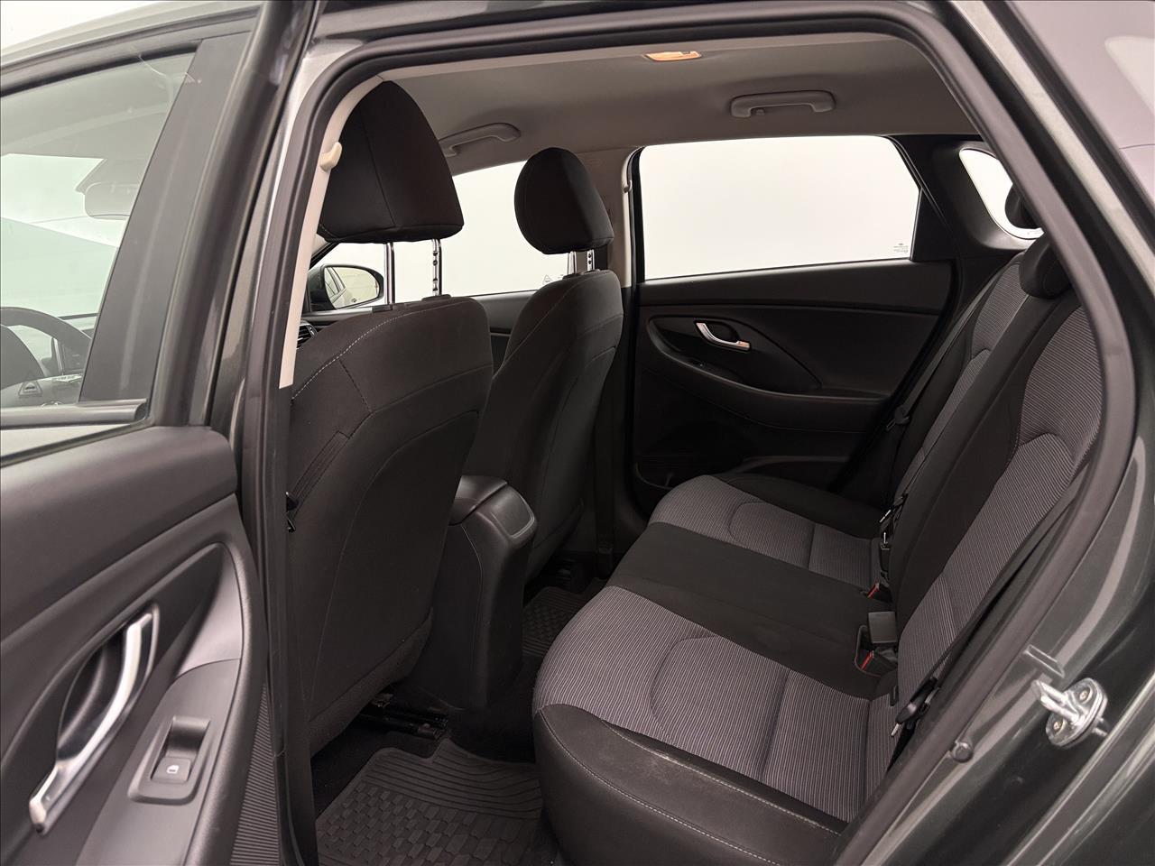 Hyundai I30 i30 1.5 DPI Classic + 2021