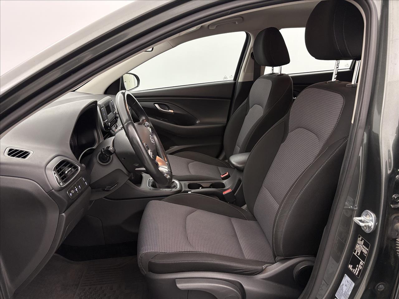 Hyundai I30 i30 1.5 DPI Classic + 2021