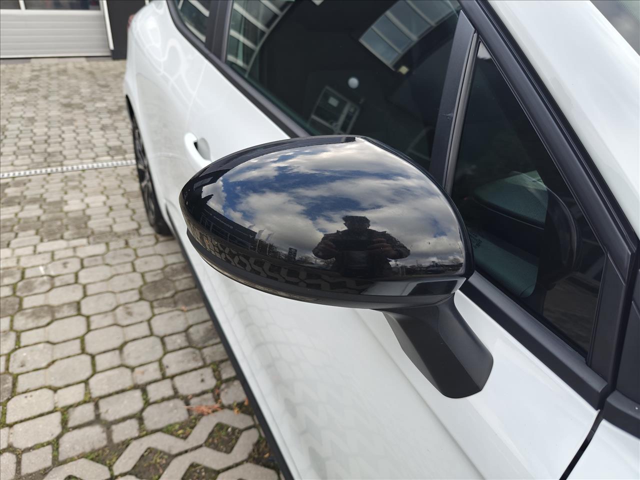 Renault CLIO Clio 1.0 TCe Equilibre LPG 2022