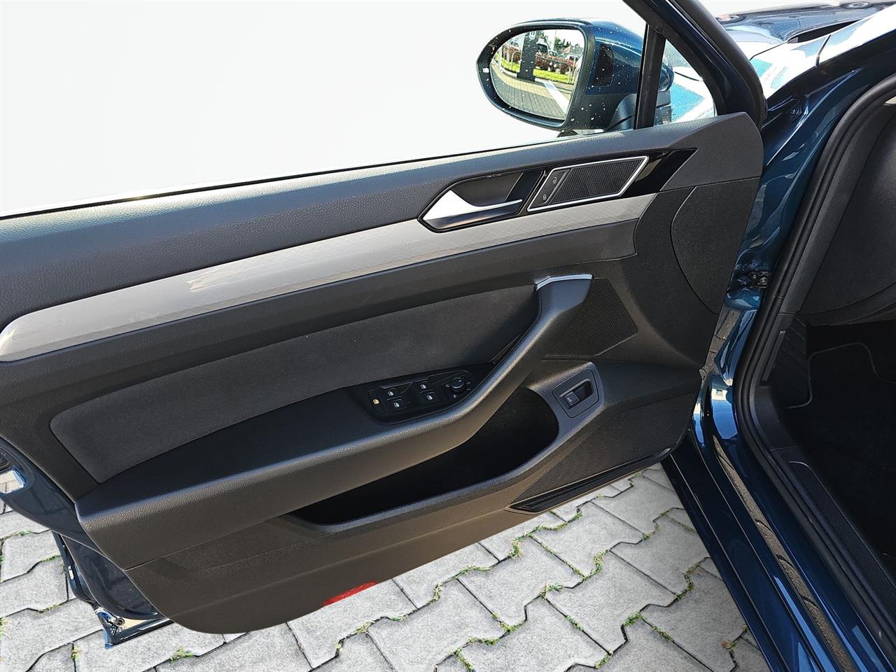 Volkswagen PASSAT Passat 1.5 TSI EVO Business DSG 2023