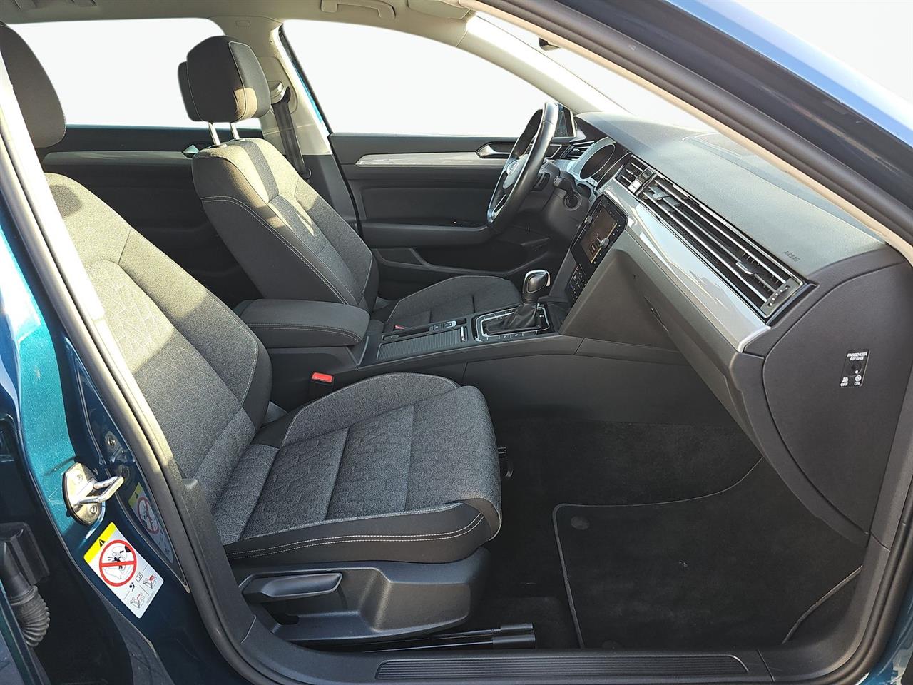Volkswagen PASSAT Passat 1.5 TSI EVO Business DSG 2023