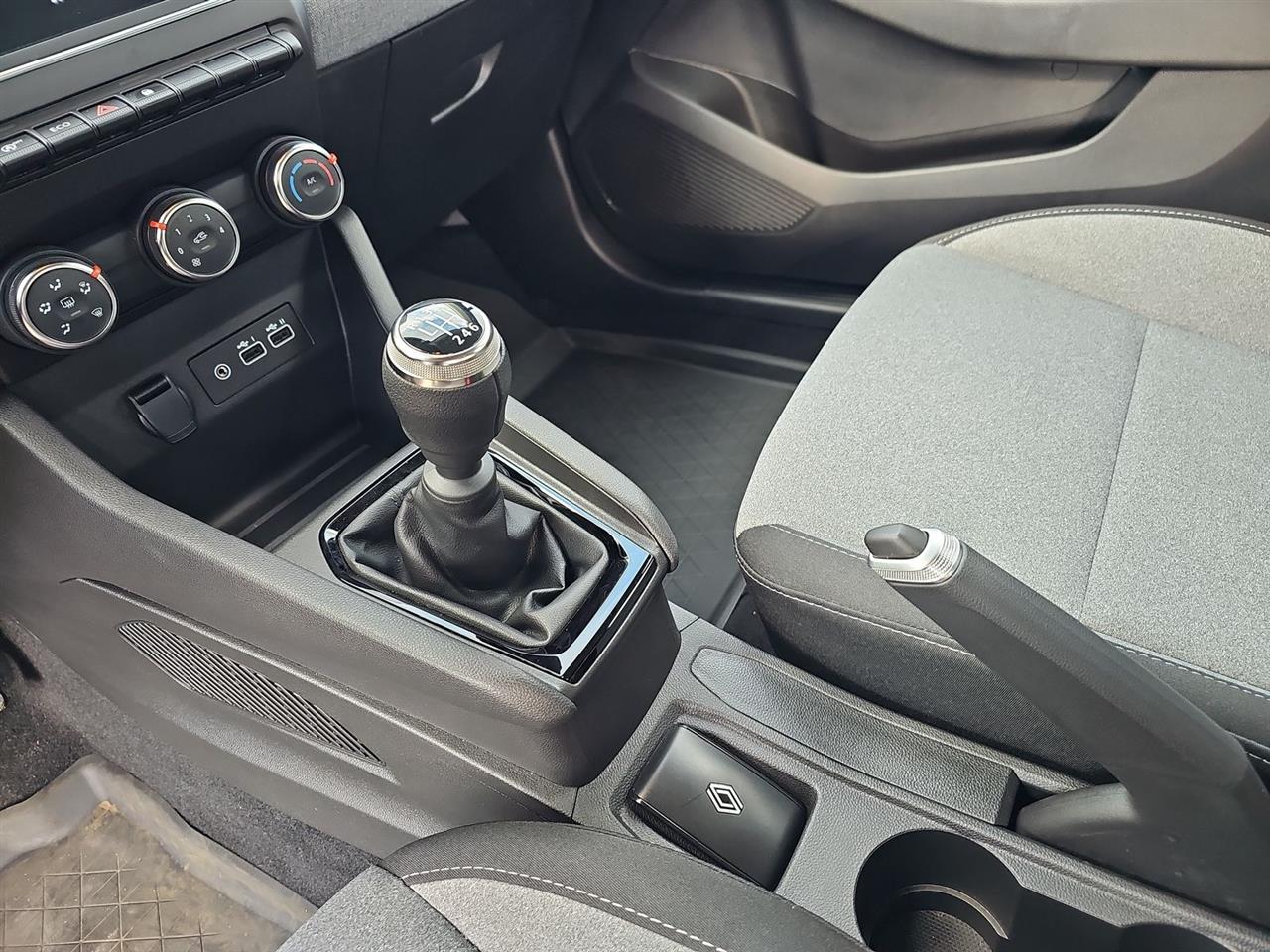 Renault CLIO Clio 1.0 TCe Evolution LPG 2024