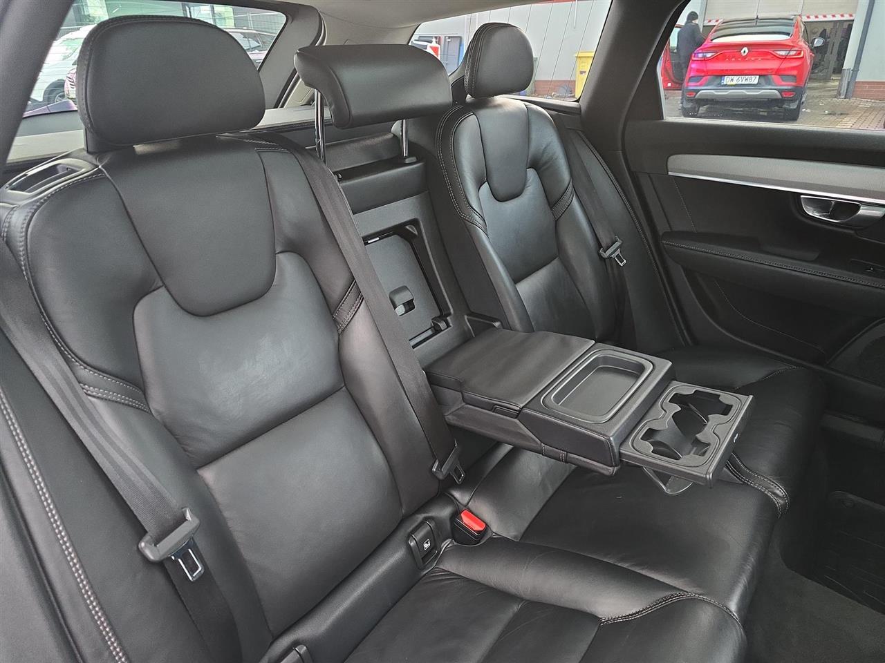 Volvo V90 V90 CC D5 AWD Pro aut 2017