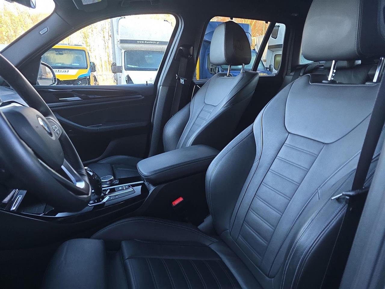 Bmw X3 X3 sDrive18d Luxury Line aut 2020
