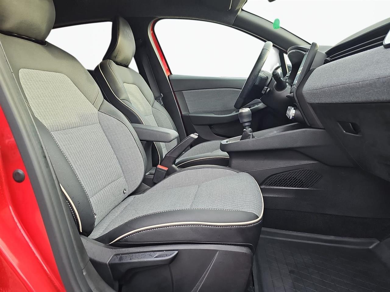 Renault CLIO Clio 1.0 TCe Techno LPG 2024