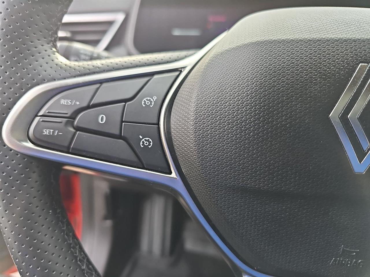 Renault CLIO Clio 1.0 TCe Techno LPG 2024