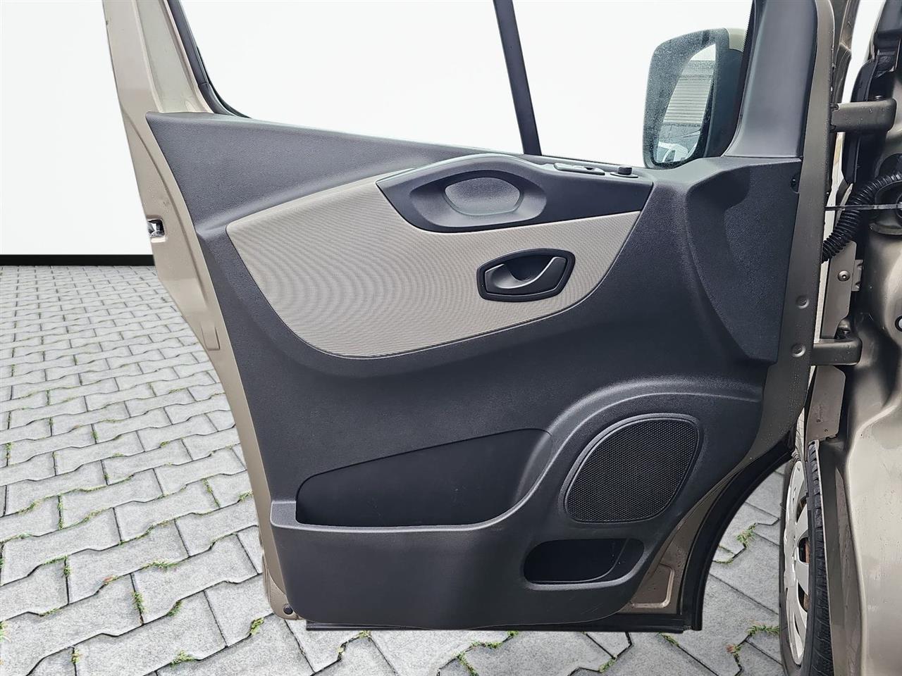 Renault TRAFIC SPACECLASS Trafic Grand SpaceClass 1.6 dCi 2017