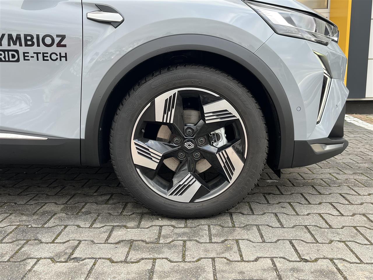 Renault SYMBIOZ Symbioz 1.8 E-Tech Full Hybrid 160 Techno 2025