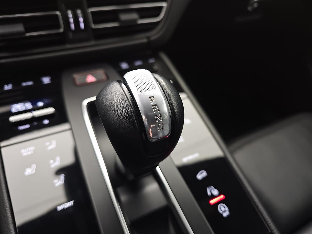 Porsche MACAN Macan 2021