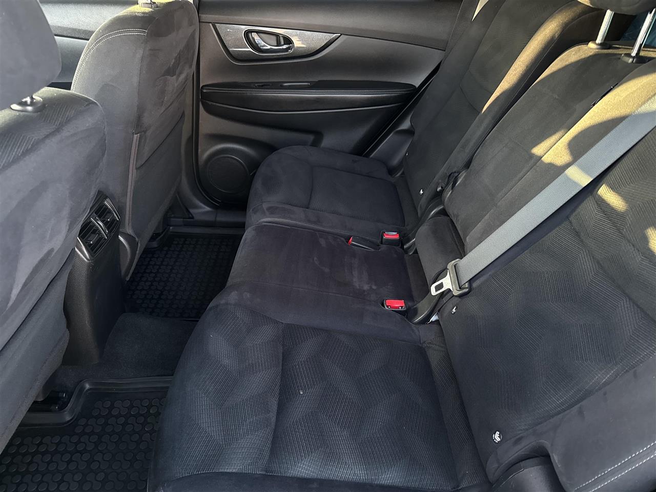 Nissan X-TRAIL X-Trail 1.6 dCi Acenta 2WD 2014