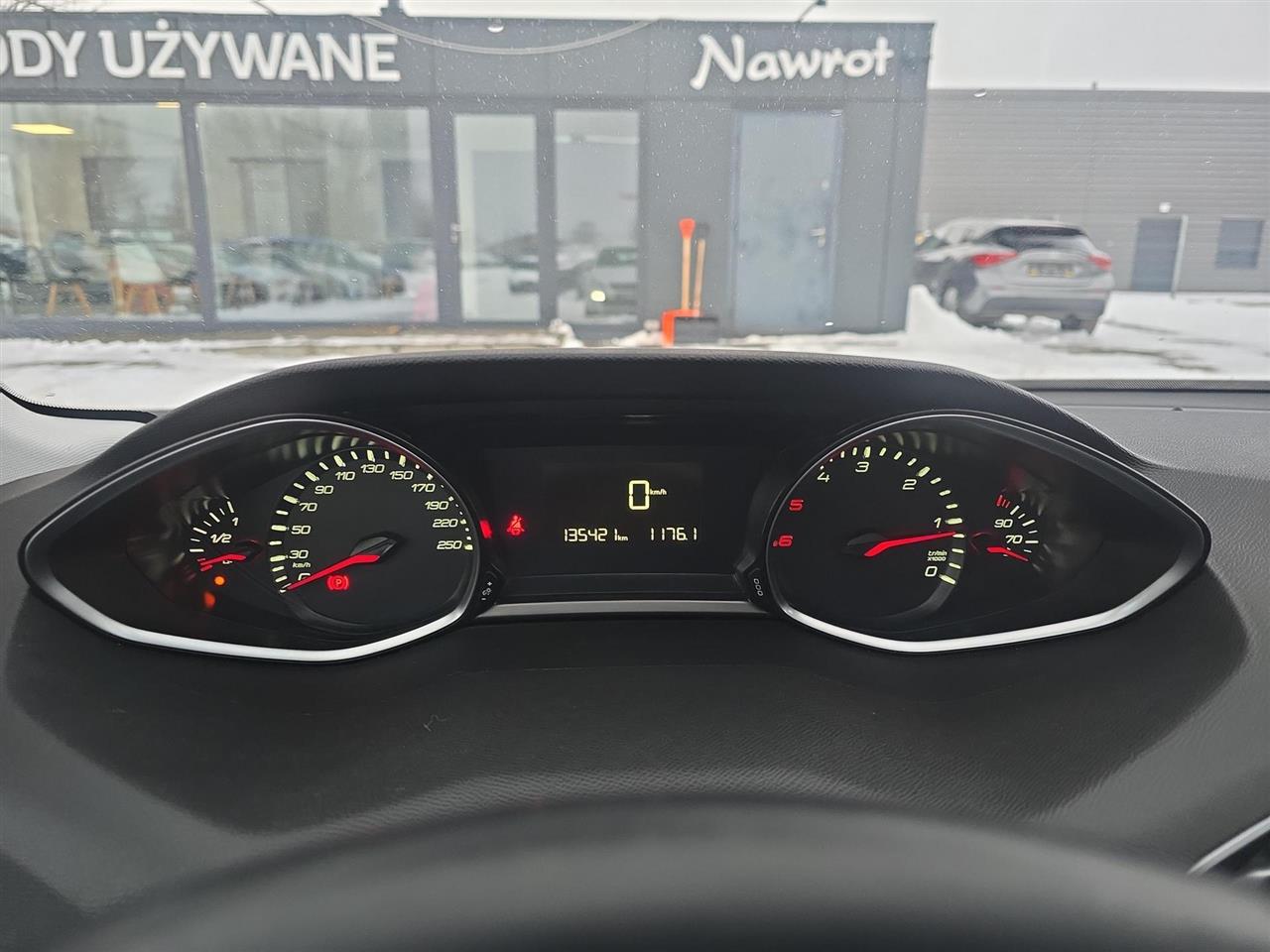 Peugeot 308 308 SW 1.6 BlueHDi Access S&S 2016