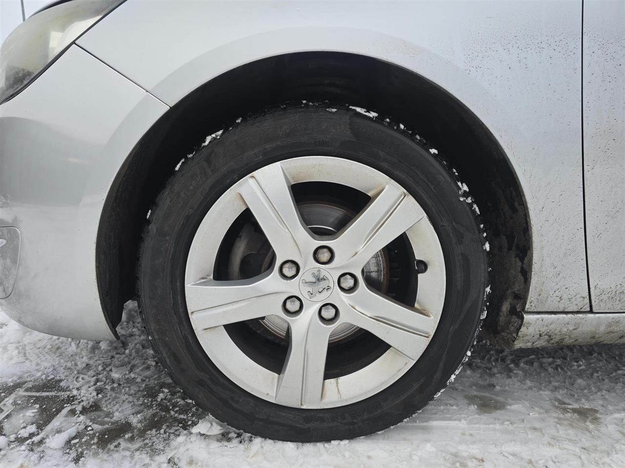 Peugeot 308 308 SW 1.6 BlueHDi Access S&S 2016