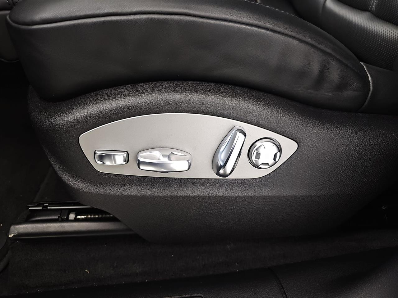 Porsche MACAN Macan T 2023