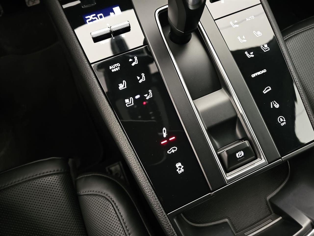 Porsche MACAN Macan T 2023