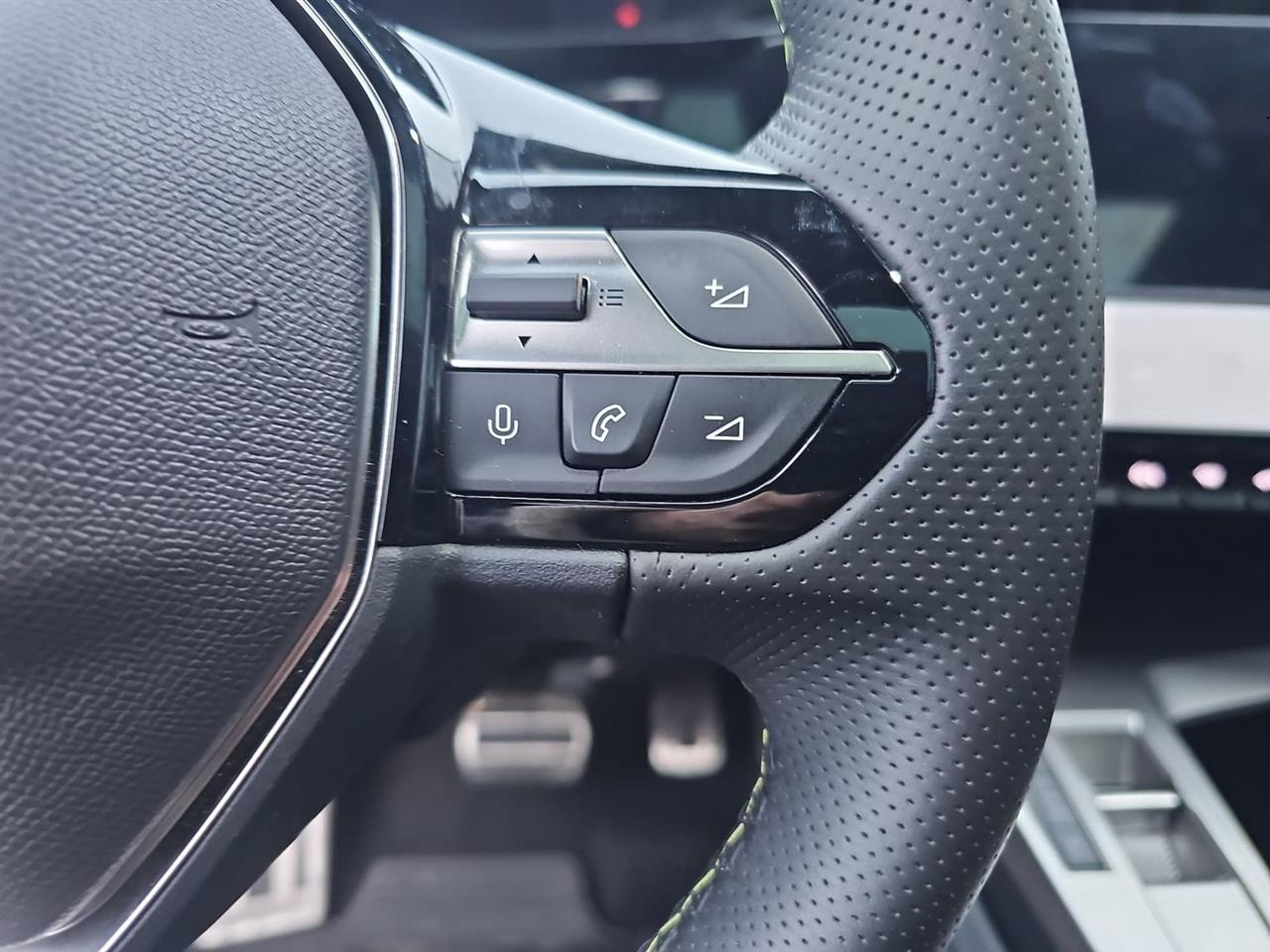 Peugeot 408 408 1.2 PureTech mHEV GT S&S e-DSC6 2024