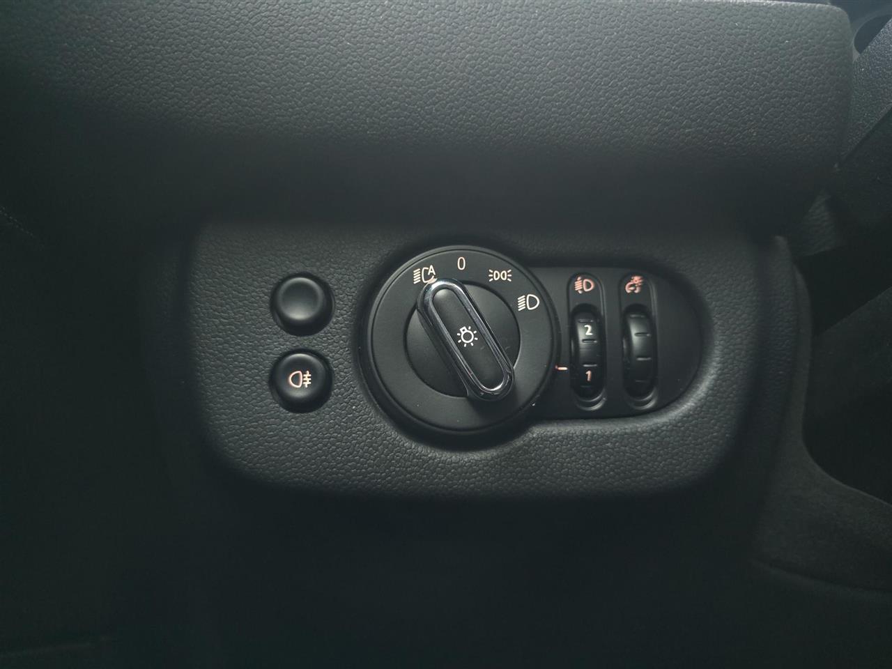 Mini [bmw] CLUBMAN Cooper D 2020
