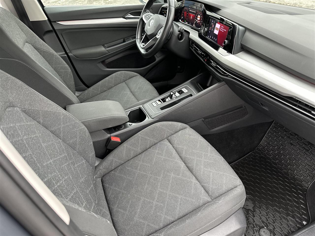 Volkswagen GOLF Golf VIII 1.5 eTSI EVO Life DSG 2021