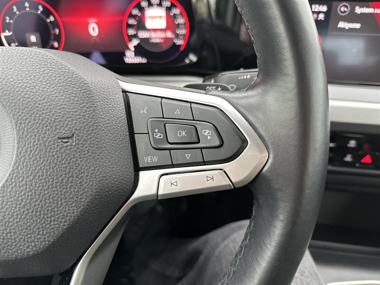 Volkswagen GOLF Golf VIII 1.5 eTSI EVO Life DSG 2021