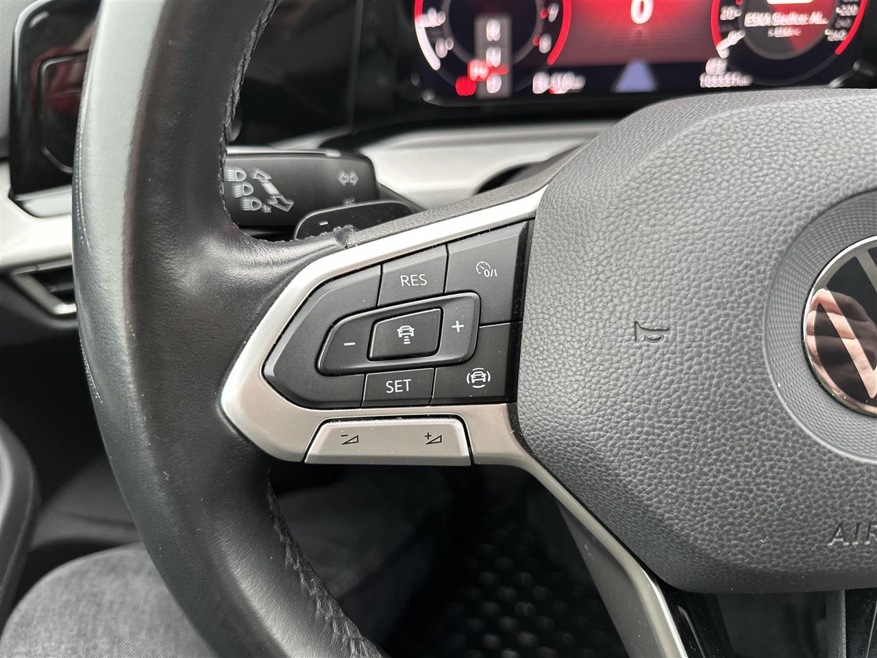 Volkswagen GOLF Golf VIII 1.5 eTSI EVO Life DSG 2021