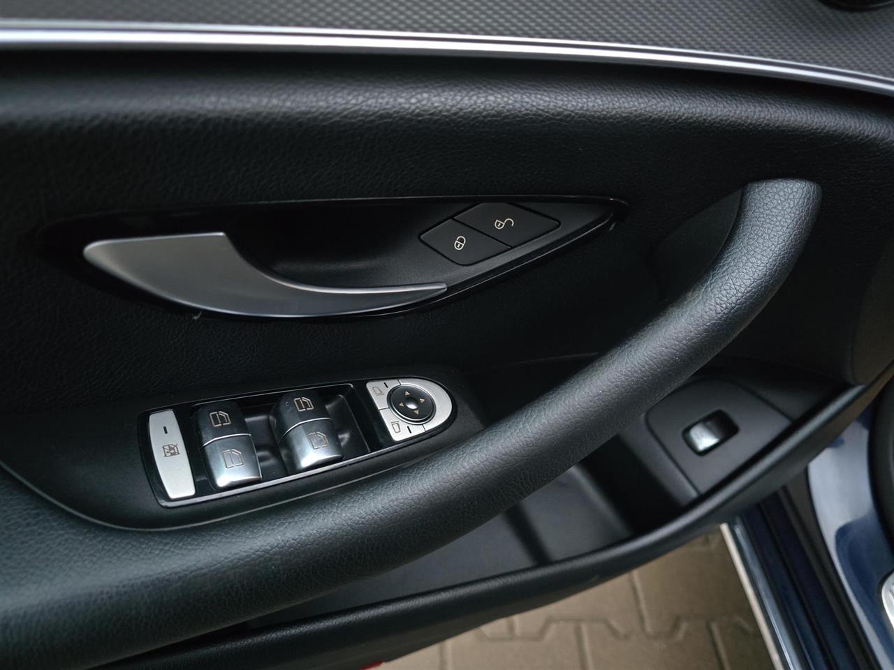 Mercedes-benz E KLASA E 200 d 9G-TRONIC 2016
