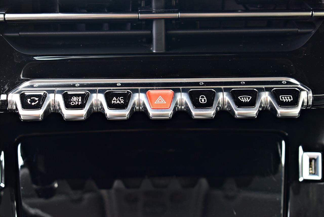 Peugeot 2008 2008 1.2 PureTech Active S&S EAT8 2022