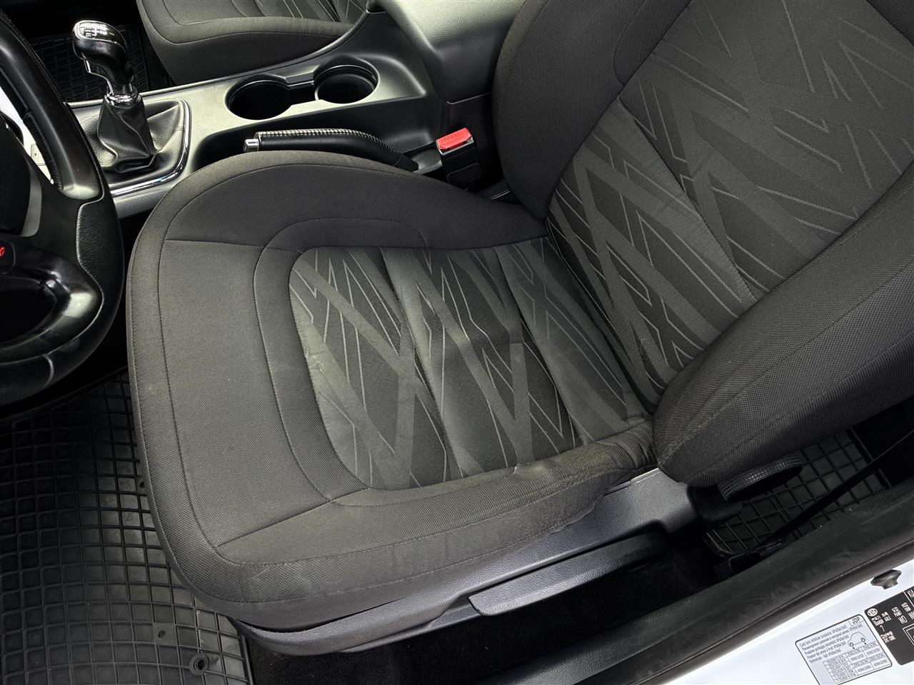 Kia CEE'D Cee'd 1.4 CRDi M 2017