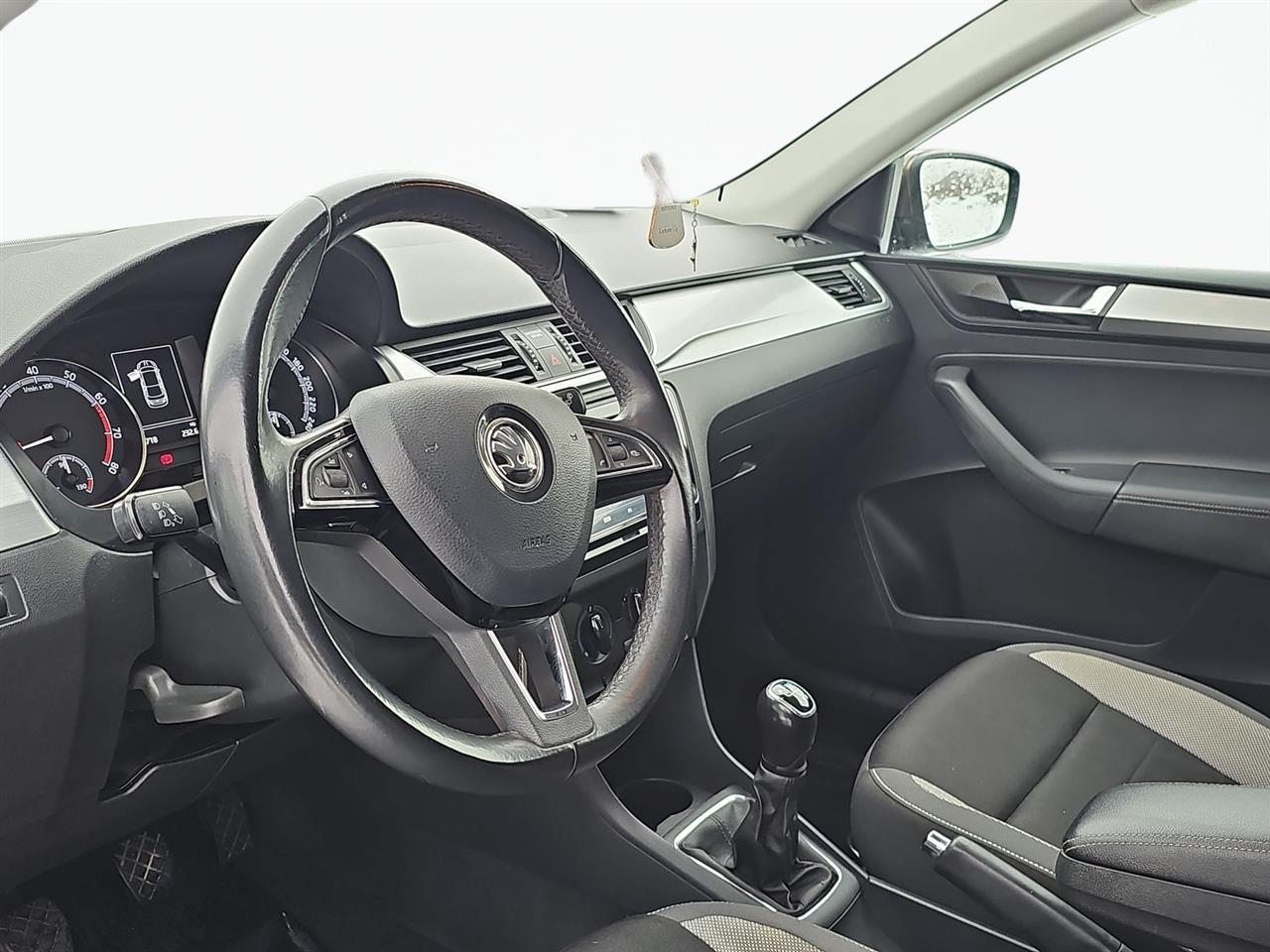 Skoda RAPID Rapid 1.0 TSI Active 2018