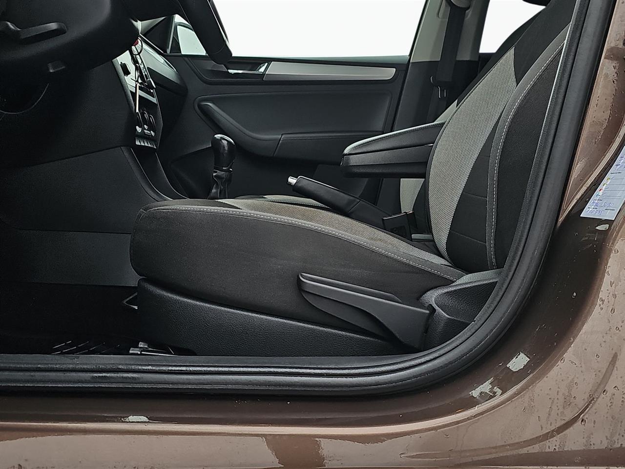Skoda RAPID Rapid 1.0 TSI Active 2018