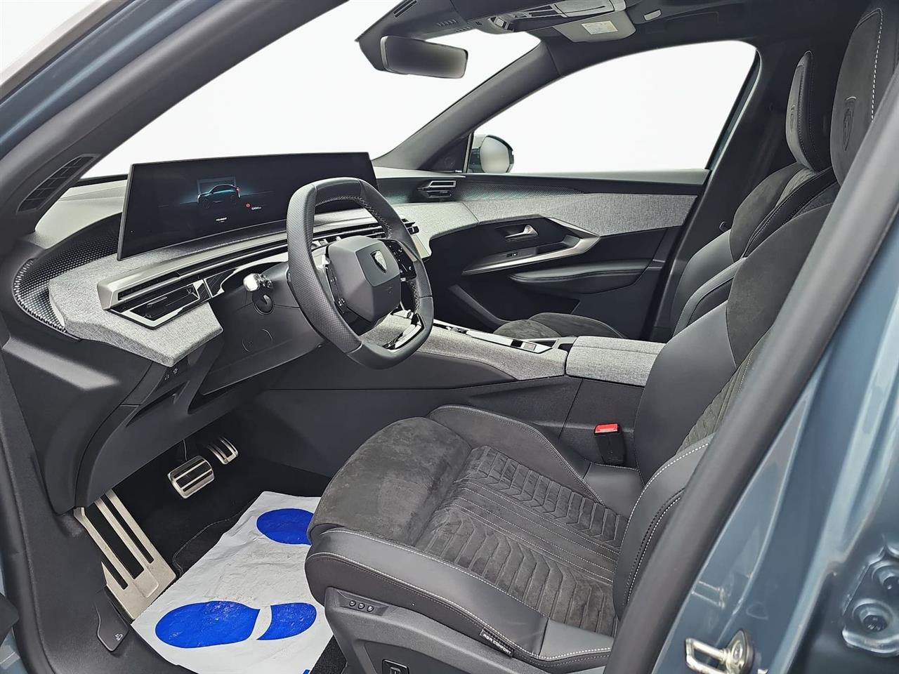 Peugeot 3008 3008 1.2 PureTech mHEV GT e-DCS6 2025
