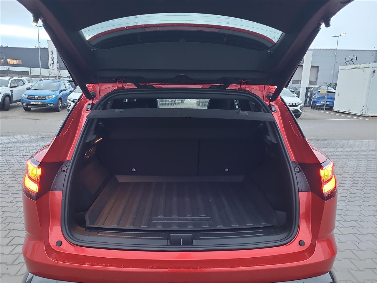 Renault AUSTRAL Austral 1.2 E-Tech Full Hybrid 200 esprit Alpine MMT 2025