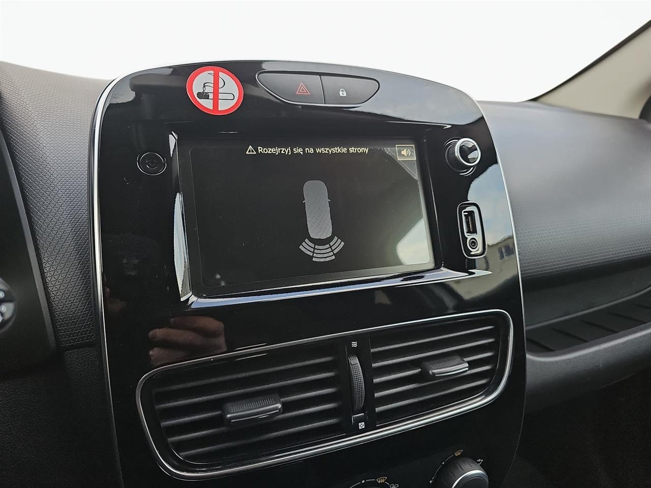 Renault CLIO Clio 0.9 Energy TCe Limited 2018 2020