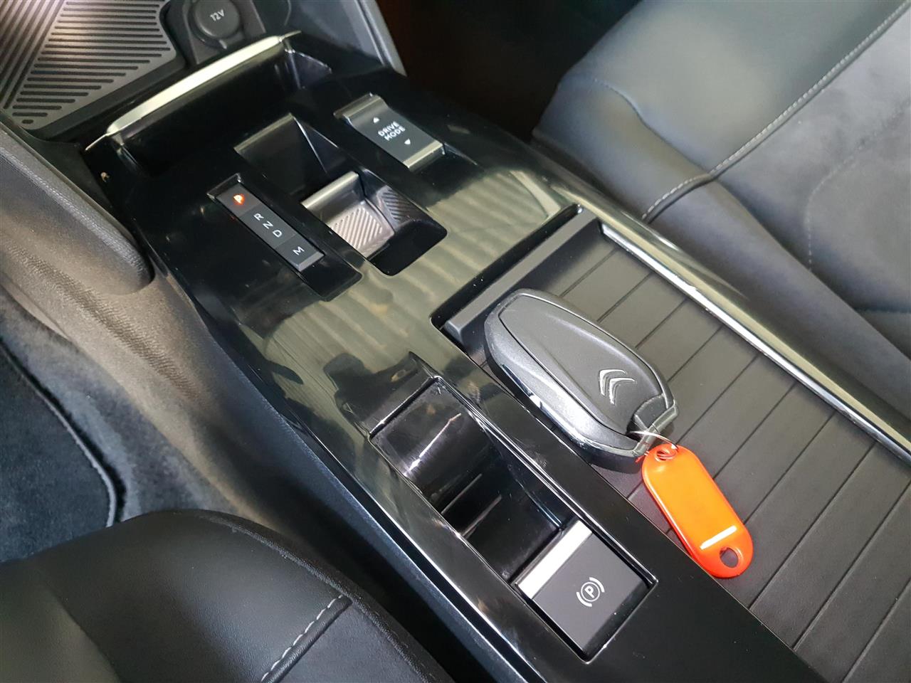 Citroen C4 X C4 X 1.2 PureTech Shine S&S EAT8 2023