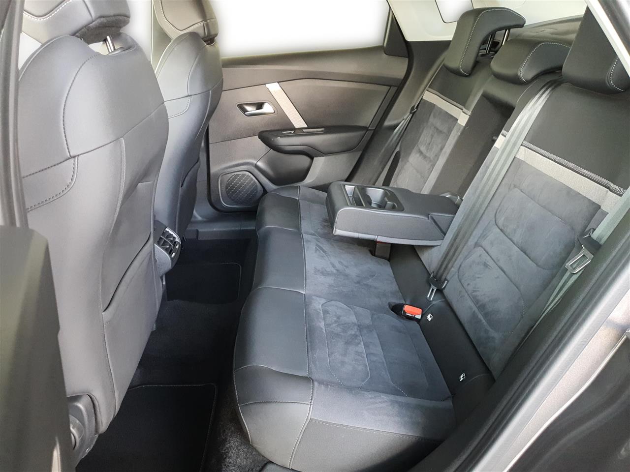 Citroen C4 X C4 X 1.2 PureTech Shine S&S EAT8 2023