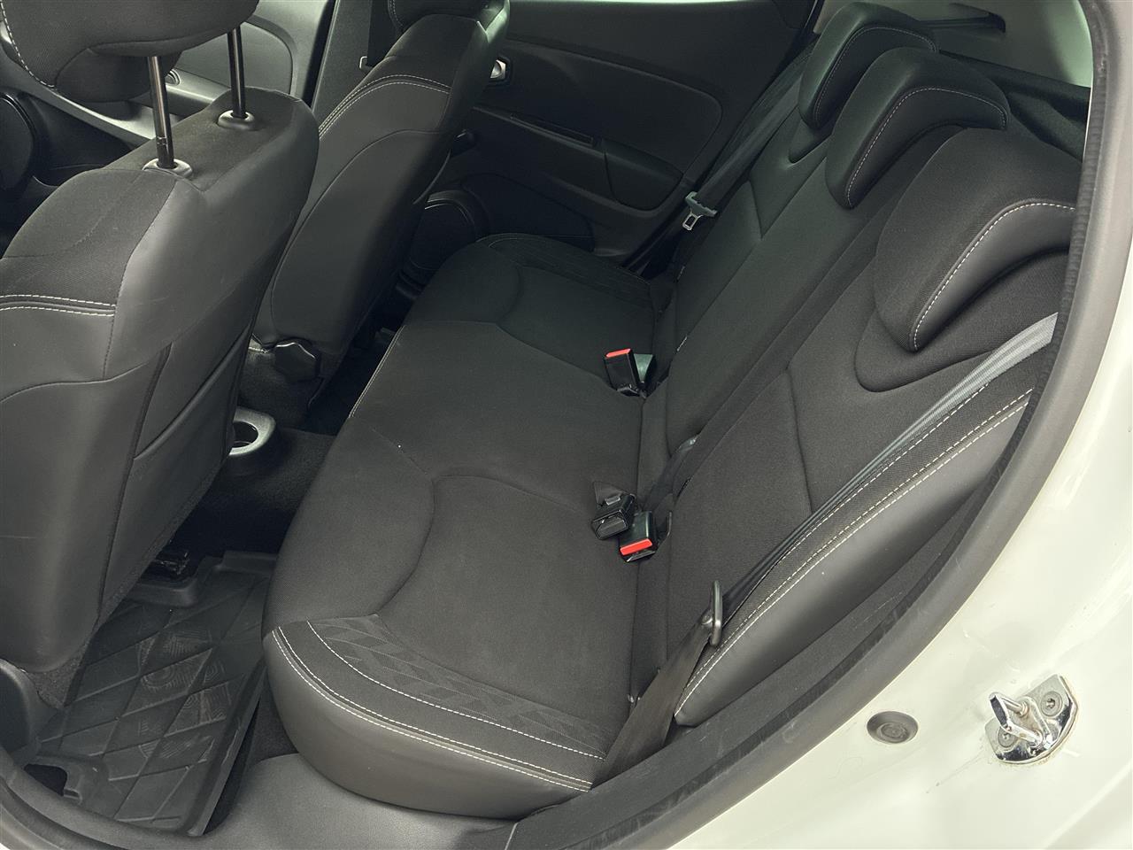 Renault CLIO Clio 0.9 TCe Limited 2019