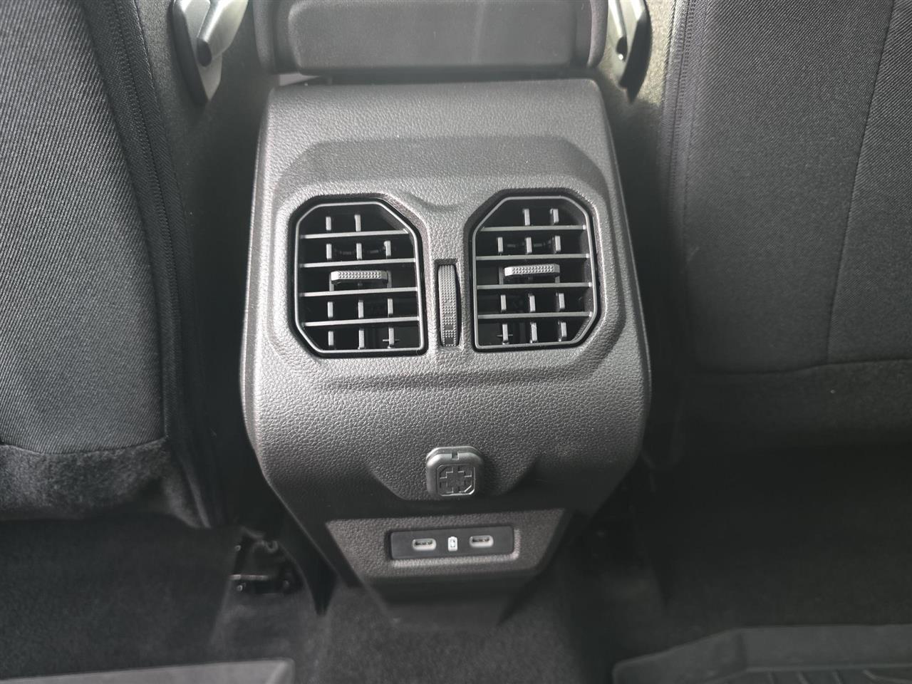Dacia BIGSTER Bigster 1.8 Full Hybrid 155 Journey MMT 2025
