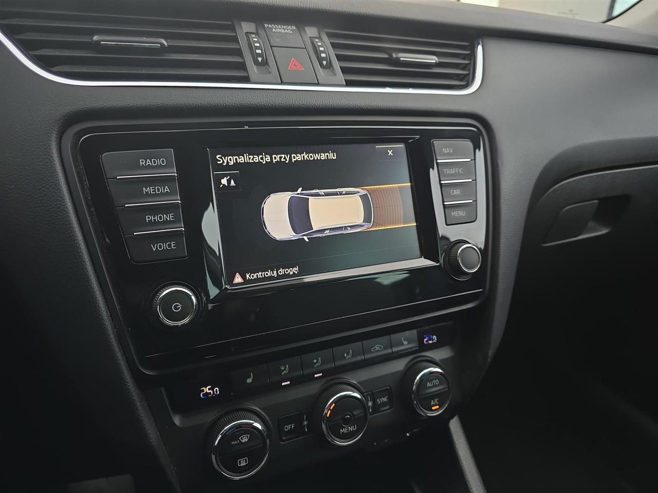 Skoda OCTAVIA Octavia 1.6 TDI Ambition 2016