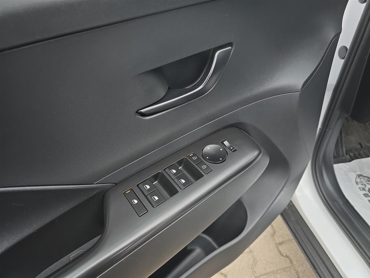 Hyundai KONA Kona 1.6 GDI Hybrid Smart DCT 2024