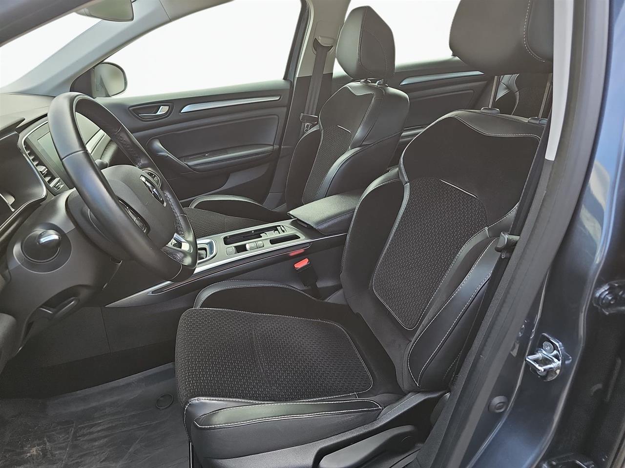 Renault MEGANE Megane 1.5 Blue dCi Intens EDC 2020