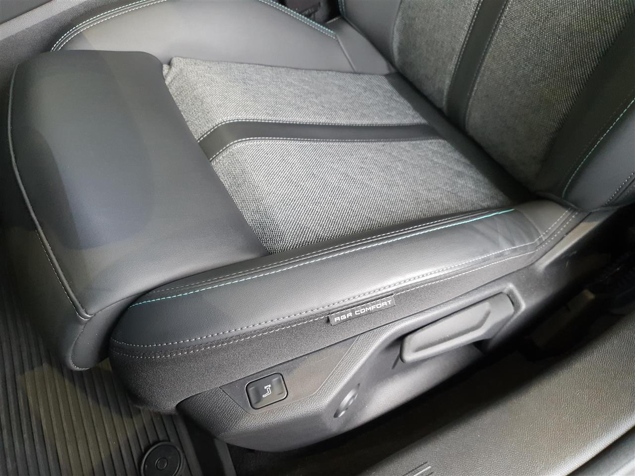 Peugeot 408 408 1.2 PureTech Allure Pack S&S EAT8 2024