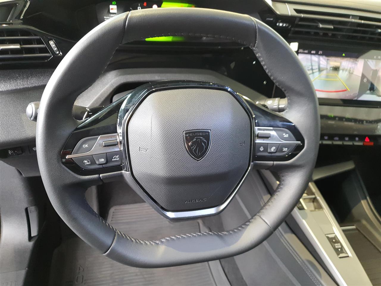 Peugeot 408 408 1.2 PureTech Allure Pack S&S EAT8 2024