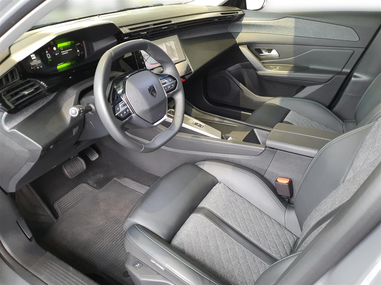 Peugeot 408 408 1.2 PureTech Allure Pack S&S EAT8 2024